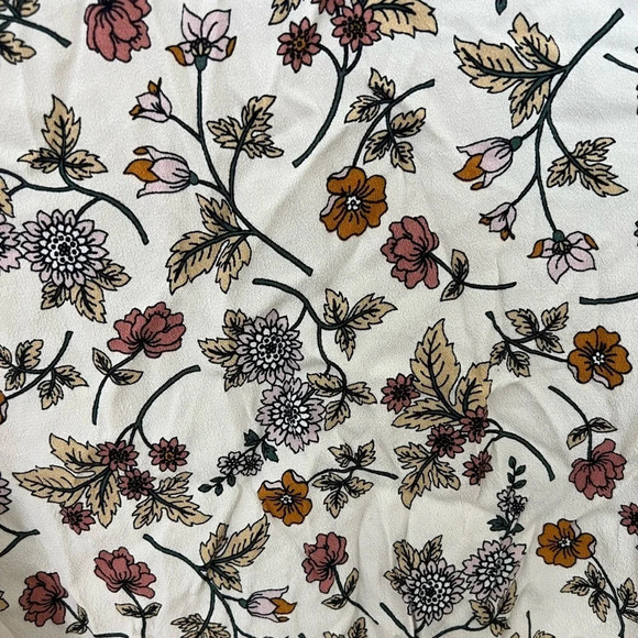 Sanctuary • Tilly Flounce Sleeve Blouse in Harvest Bloom - Picture 6 of 8